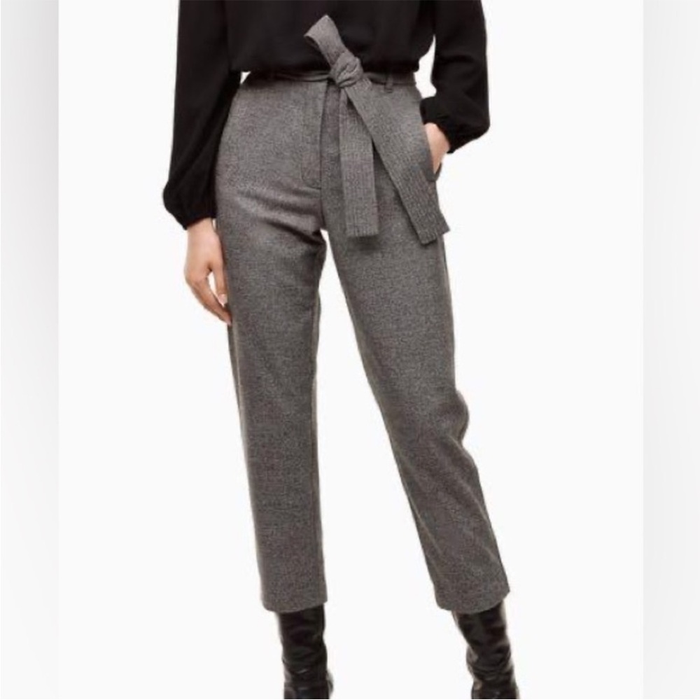 Aritzia - Wilfred Cropped Grey Trousers